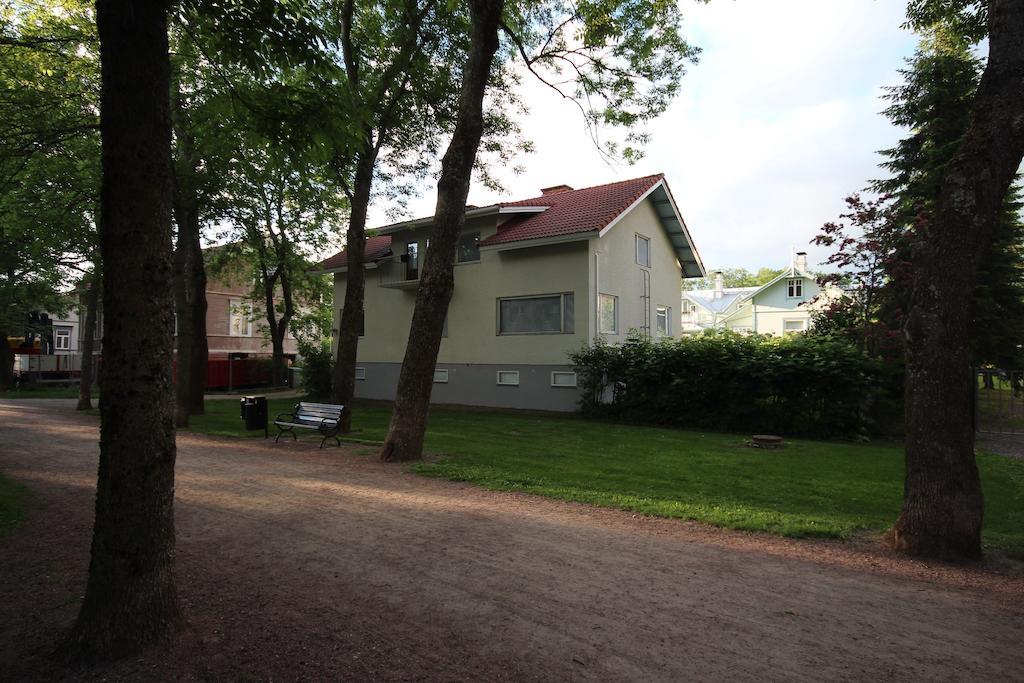 Majoitushuoneisto Tuomipuisto Appartement Naantali Buitenkant foto