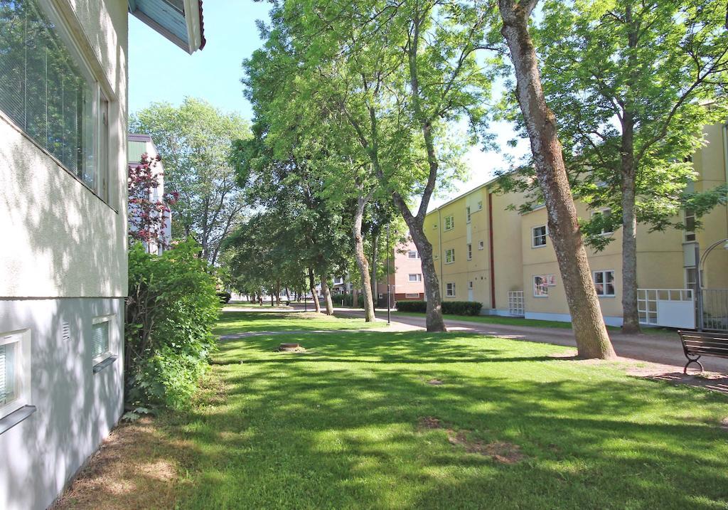 Majoitushuoneisto Tuomipuisto Appartement Naantali Buitenkant foto