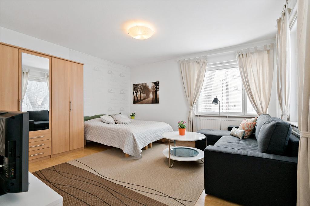 Majoitushuoneisto Tuomipuisto Appartement Naantali Buitenkant foto